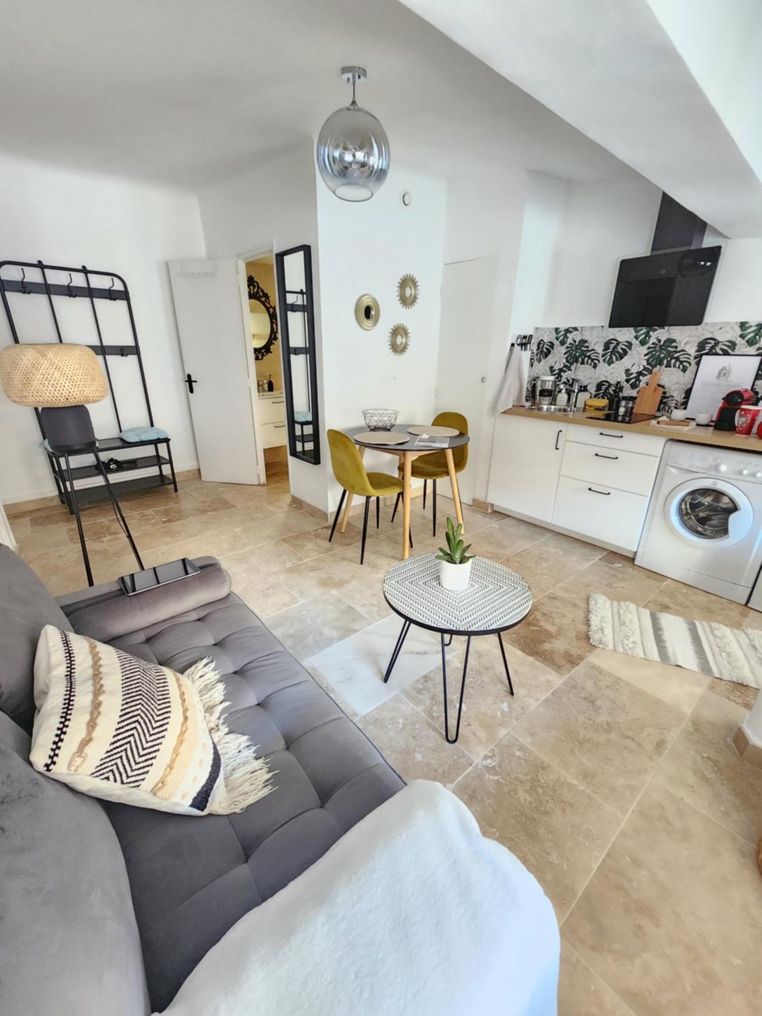 Le Beffroi De Gaston Climatise Apartment Екс ан Прованс Екстериор снимка